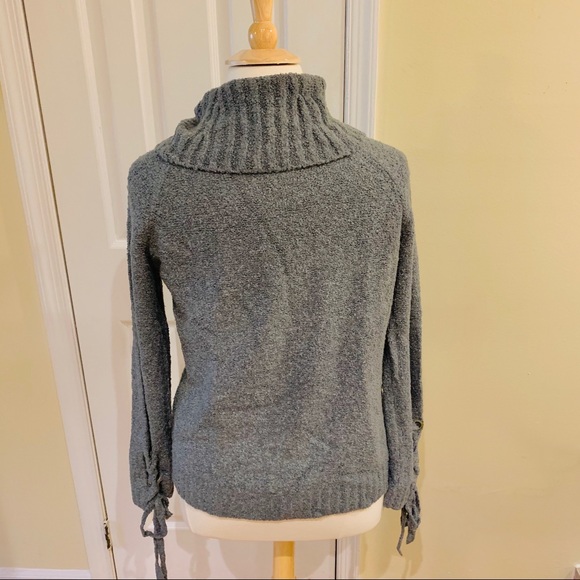 Sale 🌷 Saks Fifth Avenue Gray Sweater - Picture 3 of 5